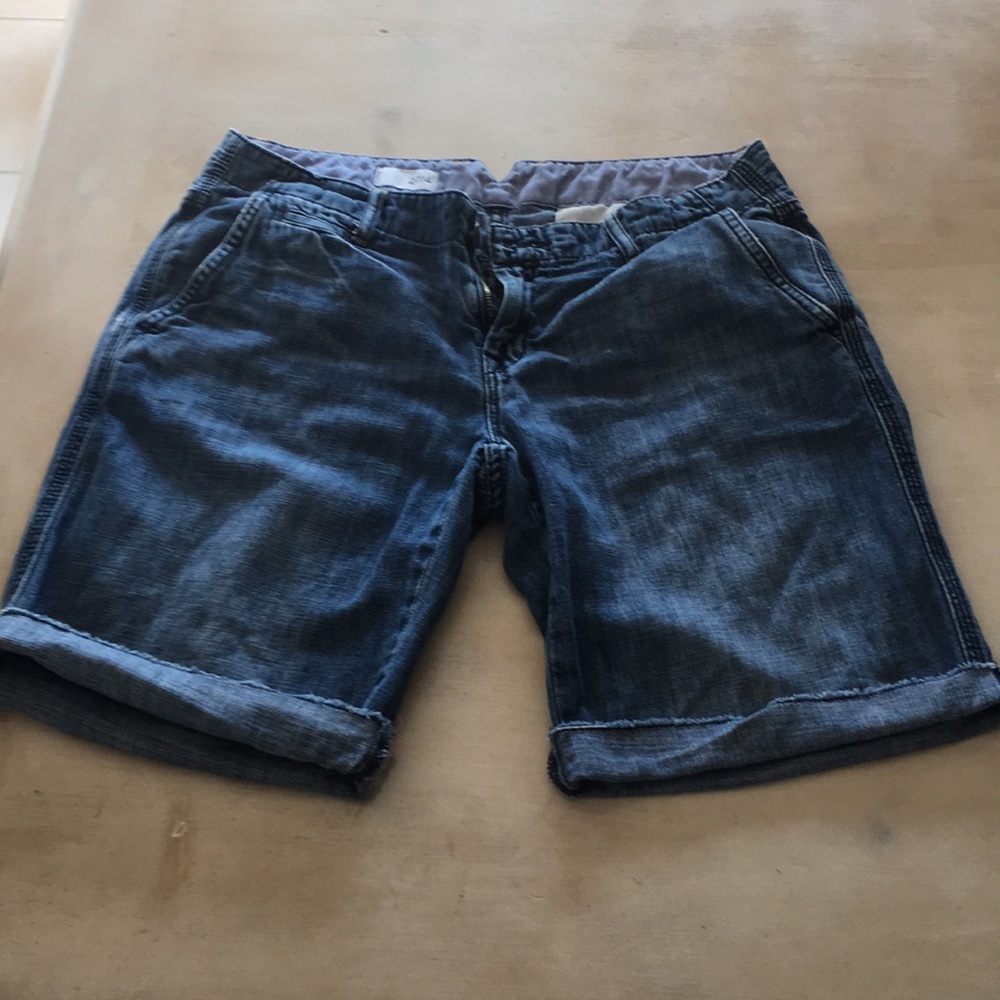 Gap bermuda shorts
